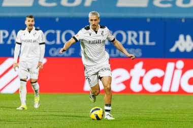 Rodrigo Abascal Liga Portekiz maçı sırasında Estoril Praia ve Vitoria SC takımları arasında Estadio Antonio Coimbra da Mota 'da görüldü (Maciej Rogowski / Ball Raw Images)