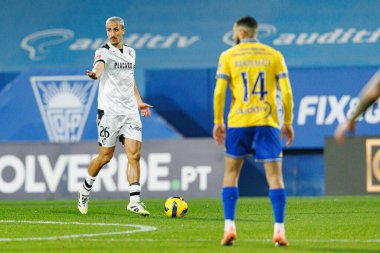 Rodrigo Abascal Liga Portekiz maçı sırasında Estoril Praia ve Vitoria SC takımları arasında Estadio Antonio Coimbra da Mota 'da görüldü (Maciej Rogowski / Ball Raw Images)