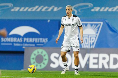 Rodrigo Abascal Liga Portekiz maçı sırasında Estoril Praia ve Vitoria SC takımları arasında Estadio Antonio Coimbra da Mota 'da görüldü (Maciej Rogowski / Ball Raw Images)