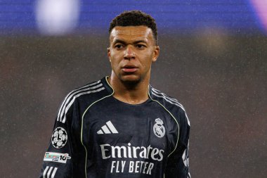 SL Benfica ve Real Madrid CF (Maciej Rogowski / Ball Raw Images) arasındaki Şampiyonlar Ligi faz maçında Kylian Mbappe görüldü)