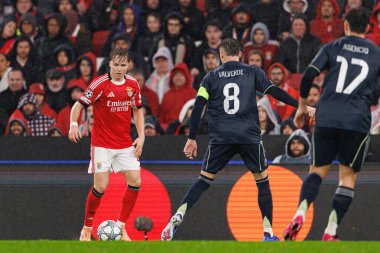 Andreas Schjelderup SL Benfica ve Real Madrid CF (Maciej Rogowski / Ball Raw Images) arasındaki Şampiyonlar Ligi faz maçında görüldü)