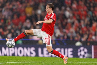 Andreas Schjelderup SL Benfica ve Real Madrid CF (Maciej Rogowski / Ball Raw Images) arasındaki Şampiyonlar Ligi faz maçında görüldü)