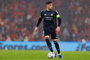 Federico Valverde SL Benfica ve Real Madrid CF (Maciej Rogowski / Ball Raw Images) arasındaki Şampiyonlar Ligi faz maçında görüldü)