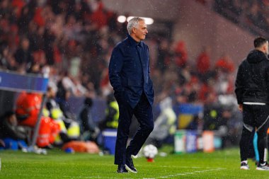 SL Benfica ve Real Madrid CF (Maciej Rogowski / Ball Raw Images) arasındaki Şampiyonlar Ligi faz maçında Jose Mourinho görüldü)