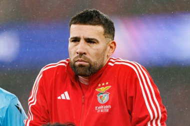Nicolas Otamendi SL Benfica ve Real Madrid CF (Maciej Rogowski / Ball Raw Images) arasındaki Şampiyonlar Ligi faz maçında görüldü)