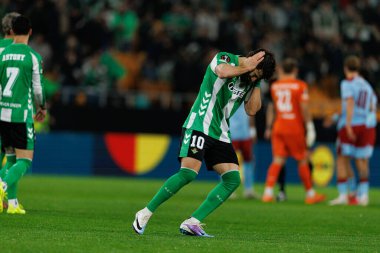 Ez Abde UEFA Avrupa Ligi maçında Real Betis Balompie ve Feyenoord Rotterdam (Maciej Rogowski / Ball Raw Images) takımları arasında gol üstüne gol atarken görüldü)