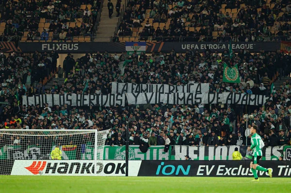 Real Betis Balompie ve Feyenoord Rotterdam (Maciej Rogowski / Ball Raw Images) takımları arasında oynanan UEFA Avrupa Ligi maçında Betis taraftarları görülüyor)