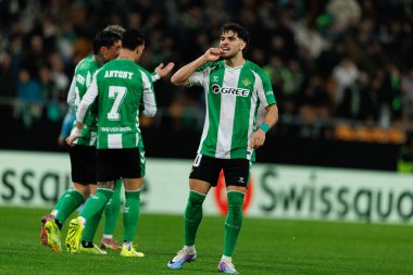 Ez Abde UEFA Avrupa Ligi maçında Real Betis Balompie ve Feyenoord Rotterdam (Maciej Rogowski / Ball Raw Images) takımları arasında gol üstüne gol atarken görüldü)