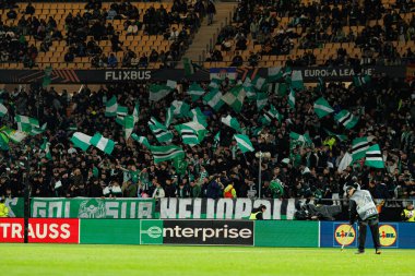 Real Betis Balompie ve Feyenoord Rotterdam (Maciej Rogowski / Ball Raw Images) takımları arasında oynanan UEFA Avrupa Ligi maçında Betis taraftarları görülüyor)