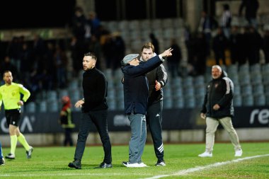 Alvaro Pacheco ve Francesco Farioli, Liga Portekiz maçında Casa Pia AC ile FC Porto (Maciej Rogowski / Ball Raw Images) arasında görüldü.)