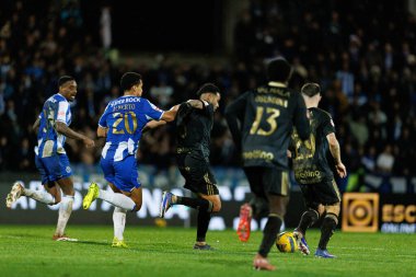 Alberto Costa ve Rafael Brito, Casa Pia AC ile FC Porto (Maciej Rogowski / Ball Raw Images) arasında oynanan Liga Portekiz maçı sırasında görüldü.)