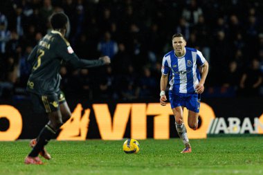 Jan Bednarek, Casa Pia AC ile FC Porto (Maciej Rogowski / Ball Raw Images) arasında Liga Portekiz maçında görüldü.)
