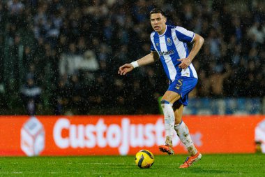 Jan Bednarek, Casa Pia AC ile FC Porto (Maciej Rogowski / Ball Raw Images) arasında Liga Portekiz maçında görüldü.)
