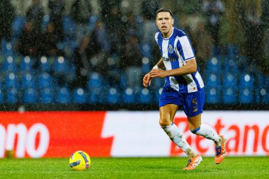 Jan Bednarek, Casa Pia AC ile FC Porto (Maciej Rogowski / Ball Raw Images) arasında Liga Portekiz maçında görüldü.)