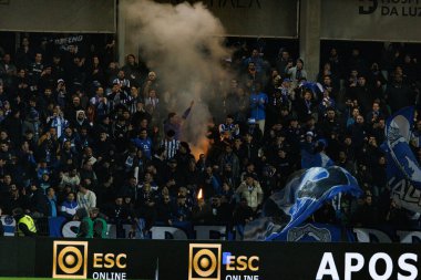 Liga Portekiz 'de Casa Pia AC ile FC Porto (Maciej Rogowski / Ball Raw Images) arasında oynanan maçta FC Porto hayranları görülüyor)