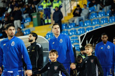 Jan Bednarek, Casa Pia AC ile FC Porto (Maciej Rogowski / Ball Raw Images) arasında Liga Portekiz maçında görüldü.)