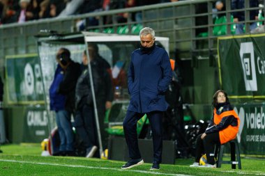 Jose Mourinho, CD Tondela ve SL Benfica (Maciej Rogowski / Ball Raw Images) arasındaki Liga Portekiz maçı sırasında görüldü)