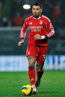 Nicolas Otamendi, Liga Portekiz 'de CD Tondela ve SL Benfica (Maciej Rogowski / Ball Raw Images) arasında oynarken görüldü.)