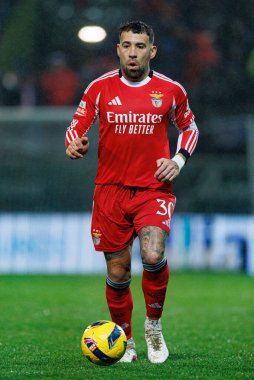 Nicolas Otamendi, Liga Portekiz 'de CD Tondela ve SL Benfica (Maciej Rogowski / Ball Raw Images) arasında oynarken görüldü.)