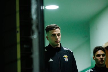 Anatoliy Trubin, CD Tondela ve SL Benfica (Maciej Rogowski / Ball Raw Images) arasındaki Liga Portekiz maçı sırasında görüldü)