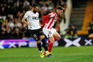 Luis Rioja ve Robert Navarro, Copa Del Rey çeyrek final maçında Valencia CF ve Athletic Club (Maciej Rogowski / Ball Raw Images) takımları arasında görüldü.)