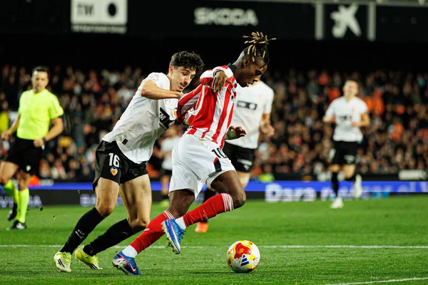 Diego Lopez ve Nicolas Nico Williams, Copa Del Rey çeyrek final maçında Valencia CF ve Athletic Club (Maciej Rogowski / Ball Raw Images) takımları arasında görüldü.)