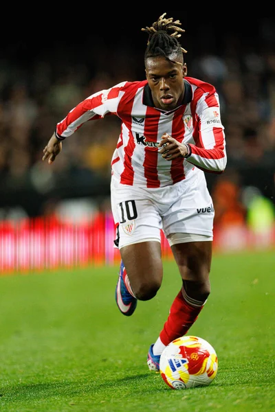 Nicolas Nico Williams, Copa Del Rey çeyrek final maçında Valencia CF ve Athletic Club (Maciej Rogowski / Ball Raw Images) takımları arasında görüldü.)