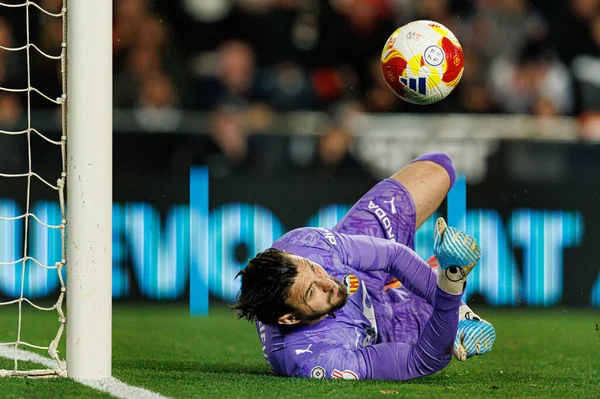 Çalınan Dimitrievski, Copa Del Rey 'in Valencia CF ve Athletic Club (Maciej Rogowski / Ball Raw Images) takımları arasındaki çeyrek final maçında tasarruf penaltısı gördü.)