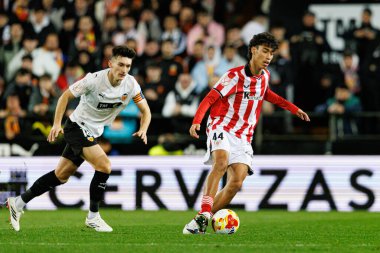 Pepelu ve Selton Sanchez, Copa Del Rey çeyrek final maçında Valencia CF ve Athletic Club (Maciej Rogowski / Ball Raw Images) takımları arasında görüldü.)