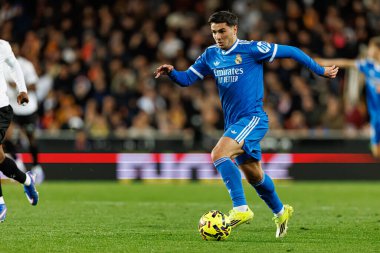 Brahim Diaz, Valencia CF ve Real Madrid CF (Maciej Rogowski / Ball Raw Images) takımları arasında LaLiga EA Sports maçında görüldü.)