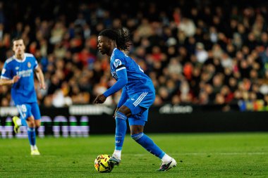 Eduardo Camavinga, Valencia CF ve Real Madrid CF (Maciej Rogowski / Ball Raw Images) takımları arasında LaLiga EA Sports maçında görüldü.)