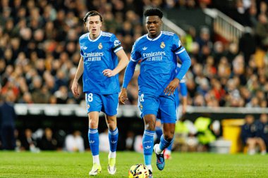 Aurelien Tchouameni, Valencia CF ve Real Madrid CF (Maciej Rogowski / Ball Raw Images) takımları arasında LaLiga EA Sports maçında görüldü.)