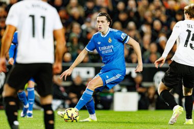 Alvaro Carreras, Valencia CF ve Real Madrid CF (Maciej Rogowski / Ball Raw Images) takımları arasında LaLiga EA Sports maçında görüldü.)