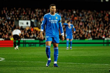 Valencia CF ve Real Madrid CF (Maciej Rogowski / Ball Raw Images) takımları arasında LaLiga EA Sports maçında Kylian Mbappe görüldü)