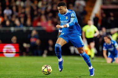 Valencia CF ve Real Madrid CF (Maciej Rogowski / Ball Raw Images) takımları arasında LaLiga EA Sports maçında Kylian Mbappe görüldü)