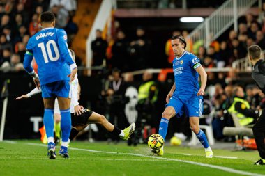 Alvaro Carreras, Valencia CF ve Real Madrid CF (Maciej Rogowski / Ball Raw Images) takımları arasında LaLiga EA Sports maçında görüldü.)