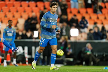 Gonzalo Garcia, Valencia CF ve Real Madrid CF (Maciej Rogowski / Ball Raw Images) takımları arasında LaLiga EA Sports maçında görüldü.)