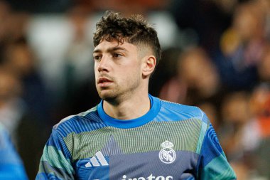 Federico Valverde, Valencia CF ve Real Madrid CF (Maciej Rogowski / Ball Raw Images) takımları arasında LaLiga EA Sports maçında görüldü.)