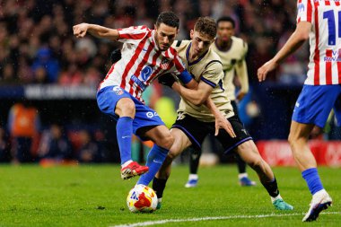 Atletico de Madrid ve FC Barcelona (Maciej Rogowski / Ball Raw Images) takımları arasında oynanan Copa Del Rey yarı final maçında Koke ve Fermin Lopez görüldü.)