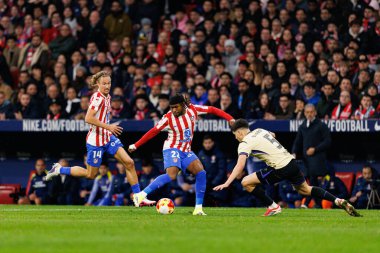 Ademola Lookman ve Pau Cubarsi Copa Del Rey yarı final maçında Atletico de Madrid ve FC Barcelona (Maciej Rogowski / Ball Raw Images) takımları arasında görüldü.)