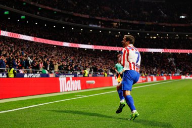 Antoine Griezmann, Atletico de Madrid ve FC Barcelona (Maciej Rogowski / Ball Raw Images) takımları arasında oynanan Copa Del Rey yarı final maçında attığı golü kutlarken görüldü.)