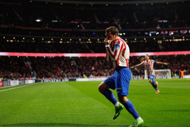 Antoine Griezmann, Atletico de Madrid ve FC Barcelona (Maciej Rogowski / Ball Raw Images) takımları arasında oynanan Copa Del Rey yarı final maçında attığı golü kutlarken görüldü.)
