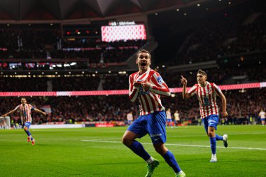 Antoine Griezmann, Atletico de Madrid ve FC Barcelona (Maciej Rogowski / Ball Raw Images) takımları arasında oynanan Copa Del Rey yarı final maçında attığı golü kutlarken görüldü.)