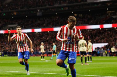 Antoine Griezmann, Atletico de Madrid ve FC Barcelona (Maciej Rogowski / Ball Raw Images) takımları arasında oynanan Copa Del Rey yarı final maçında attığı golü kutlarken görüldü.)