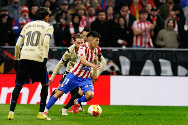 Atletico de Madrid ve FC Barcelona (Maciej Rogowski / Ball Raw Images) takımları arasında oynanan Copa Del Rey yarı final maçında Thiago Almada görüldü.)