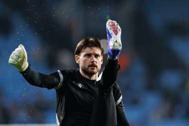 UEFA Avrupa Ligi sırasında Estadio de Balaidos 'ta (Maciej Rogowski / Ball Raw Images PT) RC Celta de Vigo ve PAOK FC takımları arasında oyun dışı bırakıldı.)