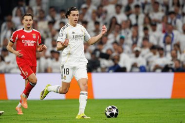 Alvaro Carreras, Şampiyonlar Ligi maçında Real Madrid CF ve SL Benfica (Maciej Rogowski / Ball Raw Images) takımları arasında oynanırken görüldü.)