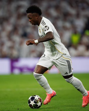 Şampiyonlar Ligi maçında Real Madrid CF ve SL Benfica (Maciej Rogowski / Ball Raw Images) takımları arasında görülen Vinicius Vini Junior nakavt maçı)