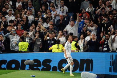 Arda Güler, Real Madrid CF ve SL Benfica (Maciej Rogowski / Ball Raw Images) takımları arasında Şampiyonlar Ligi maçında attığı golün ardından kutlama yaparken görüldü.)
