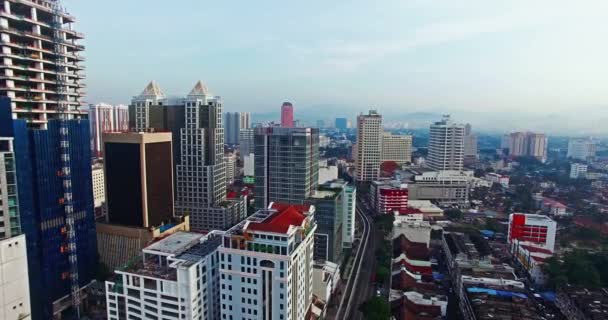 Widok z lotu ptaka na miasto Kuala lumpur — Wideo stockowe